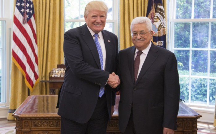 الرئيس محمود عباس والرئيس الأميركي دونالد ترمب
